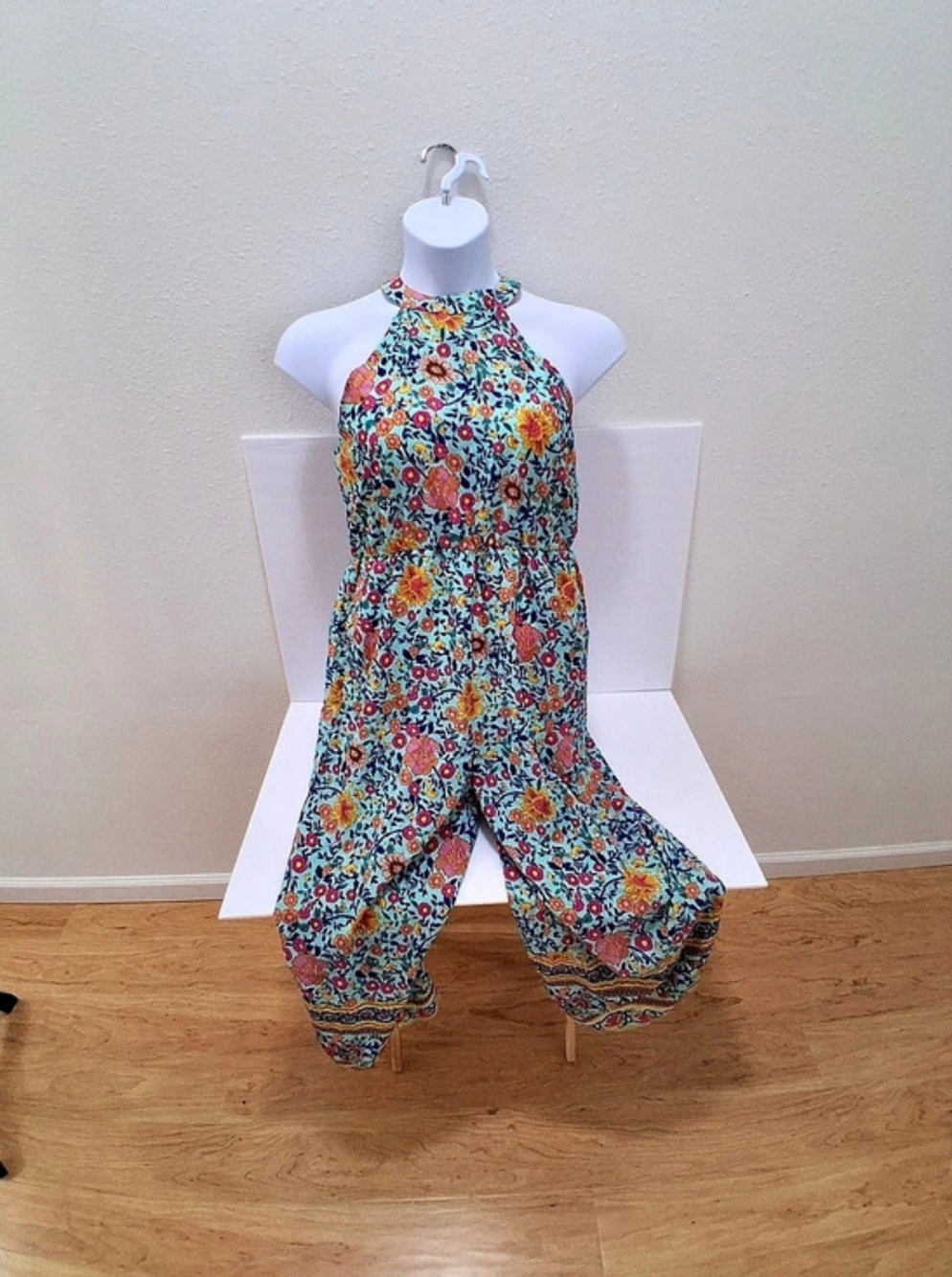 Sucrefas Floral Halter Jumpsuit NWT Suze XL